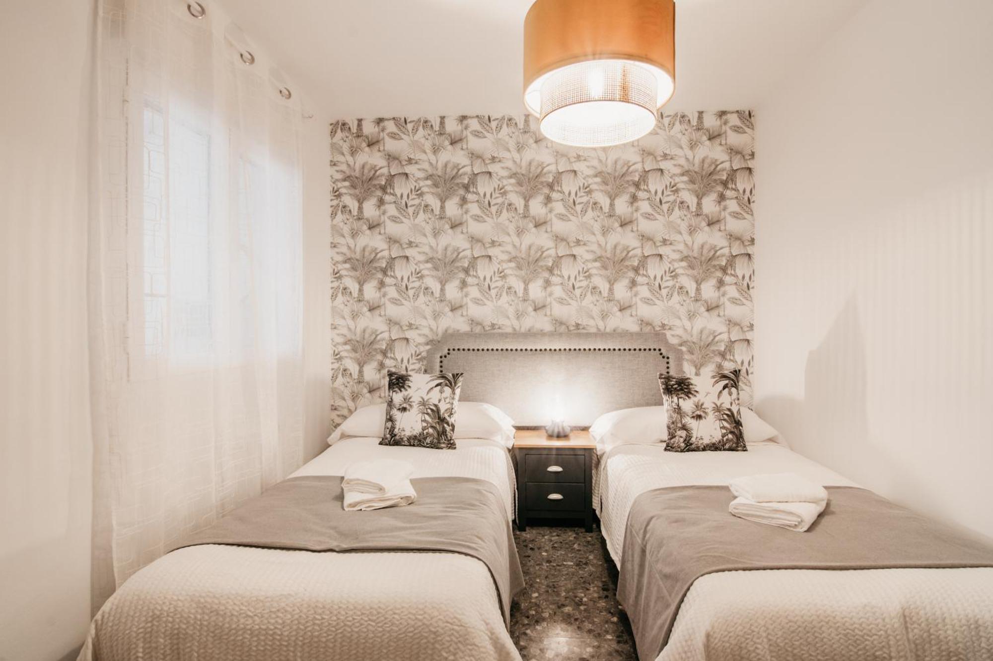 Tuguest Maria Luisa Apartment - Free Parking غرناطة المظهر الخارجي الصورة